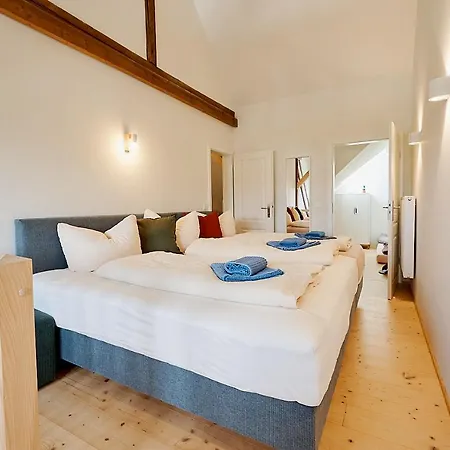 Gutshof 아파트 쉬르기스발데